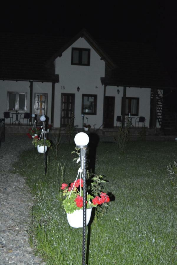 Casa Muskatli Vendeghaz Hotel โซวาตา ภายนอก รูปภาพ